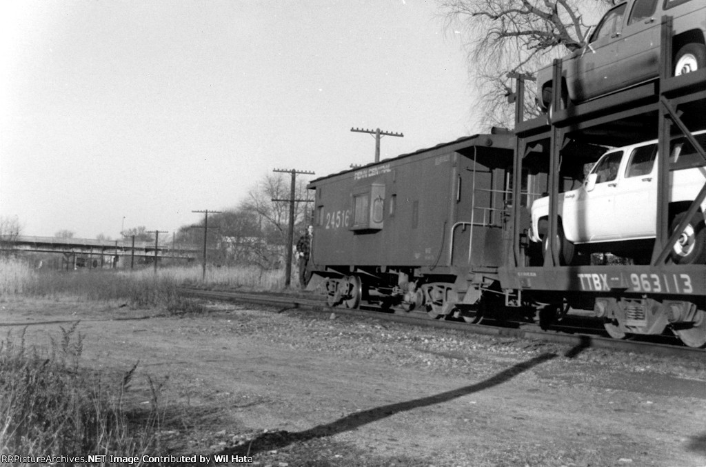 PC Bay Window Caboose 24516